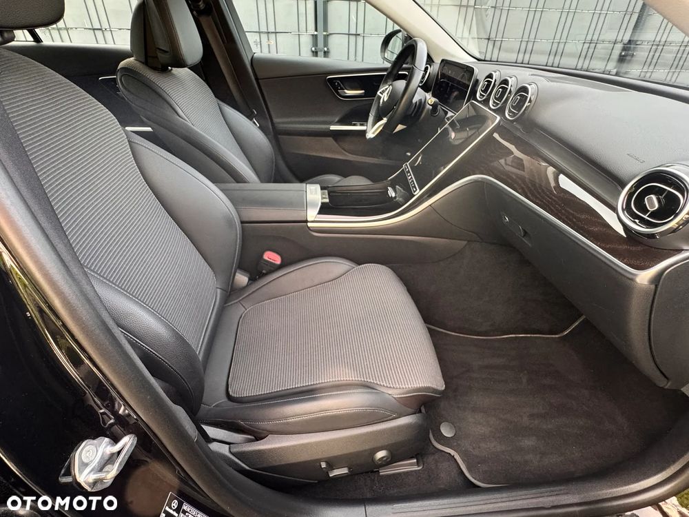 Mercedes-Benz Klasa C 220 d 9G-TRONIC Avantgarde - 17