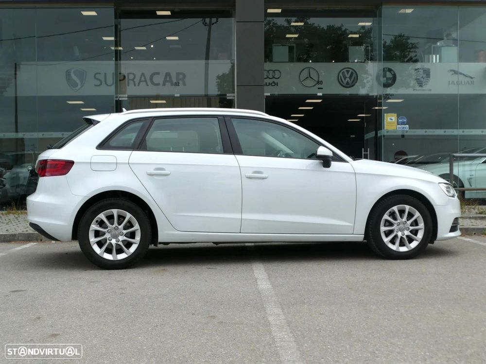 Audi A3 Sportback 1.6 TDI Advance Ultra - 16