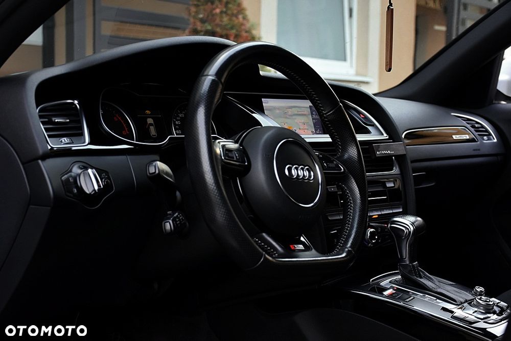 Audi A4 Avant 2.0 TDI Quattro S tronic - 18