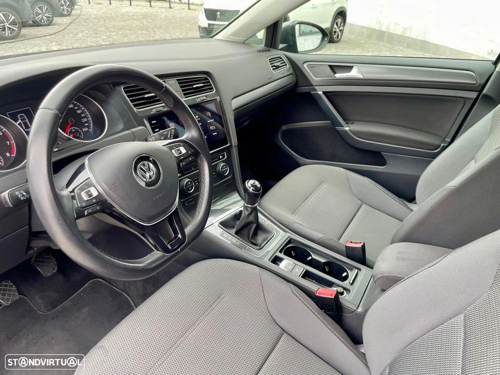 VW Golf 1.5 TSI R-Line - 11