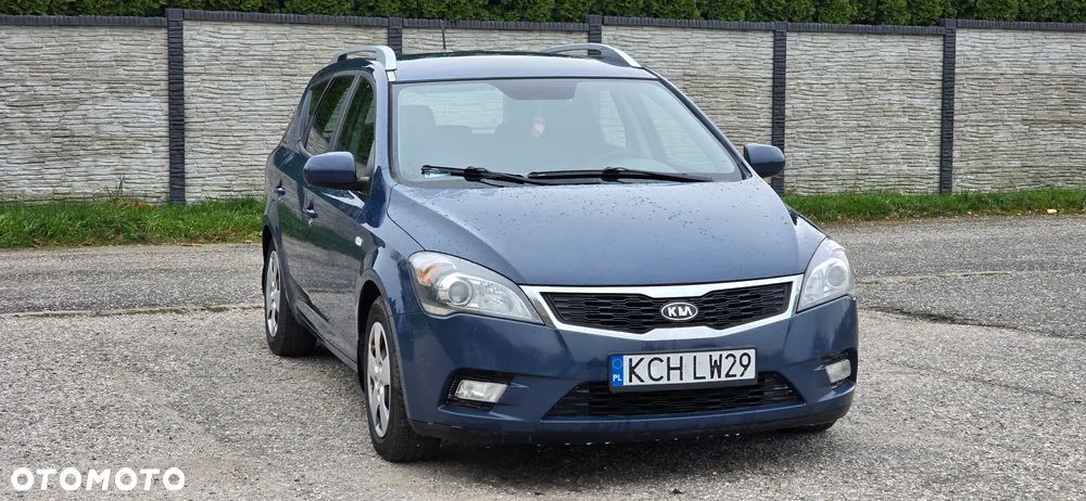 Kia Ceed Cee'd 1.6 Crdi Comfort + - 7