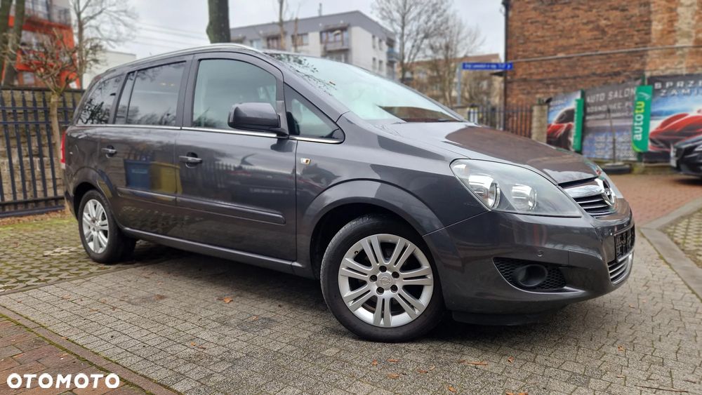 Opel Zafira - 2