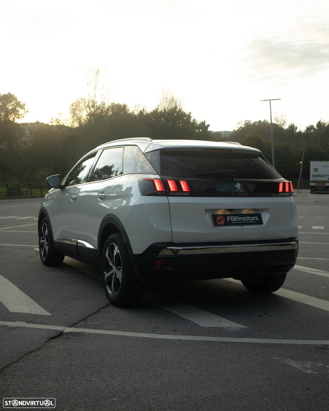 Peugeot 3008 1.2 PureTech Allure Pack - 17