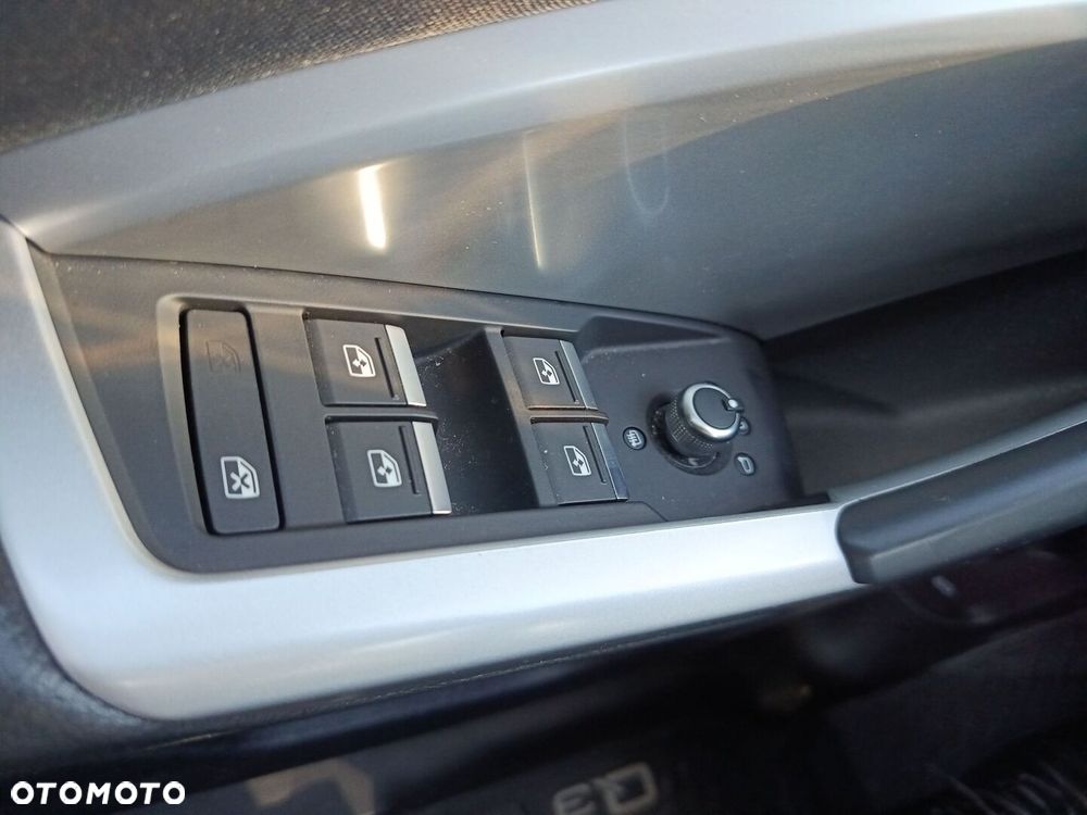Audi Q3 35 TFSI mHEV S tronic - 21