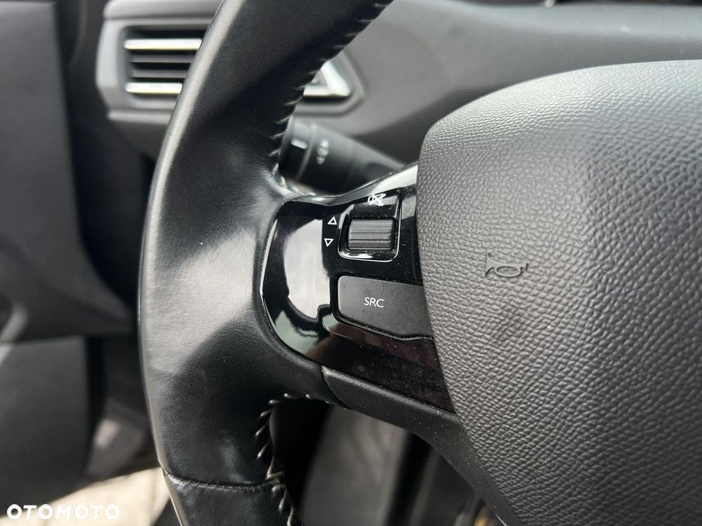 Peugeot 308 1.2 PureTech GPF Access S&S - 22