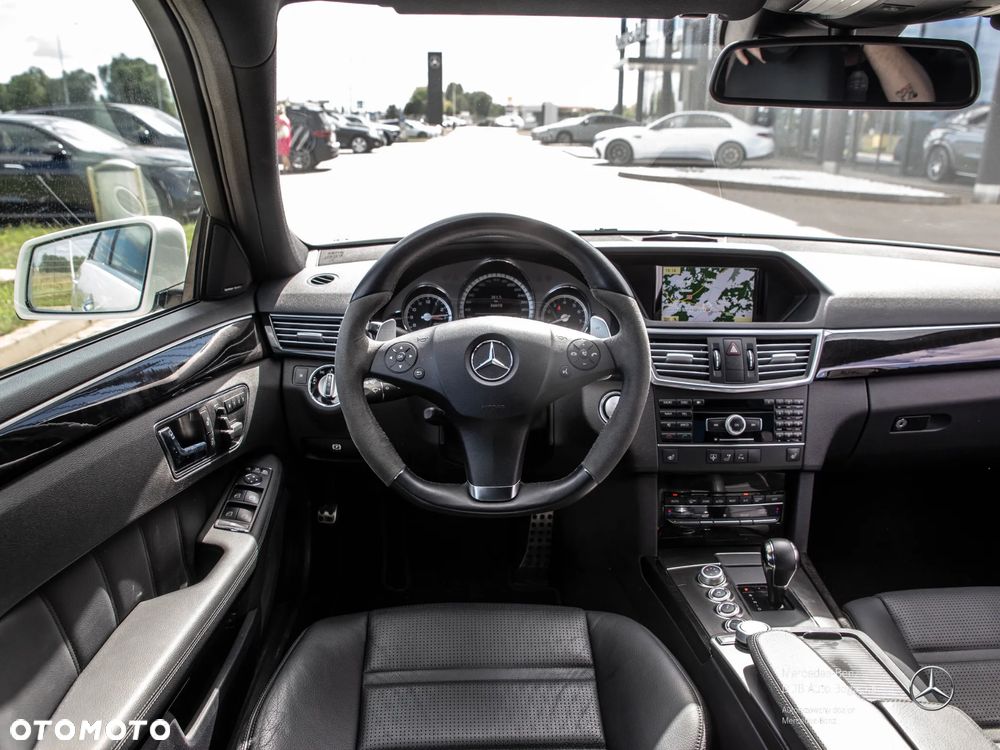 Mercedes-Benz Klasa E - 22