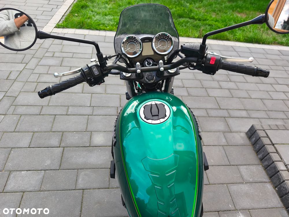 Kawasaki Z 650 RS - 30