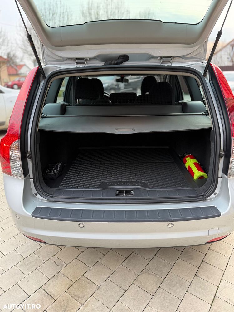 Volvo V50 1.6 D Momentum - 8