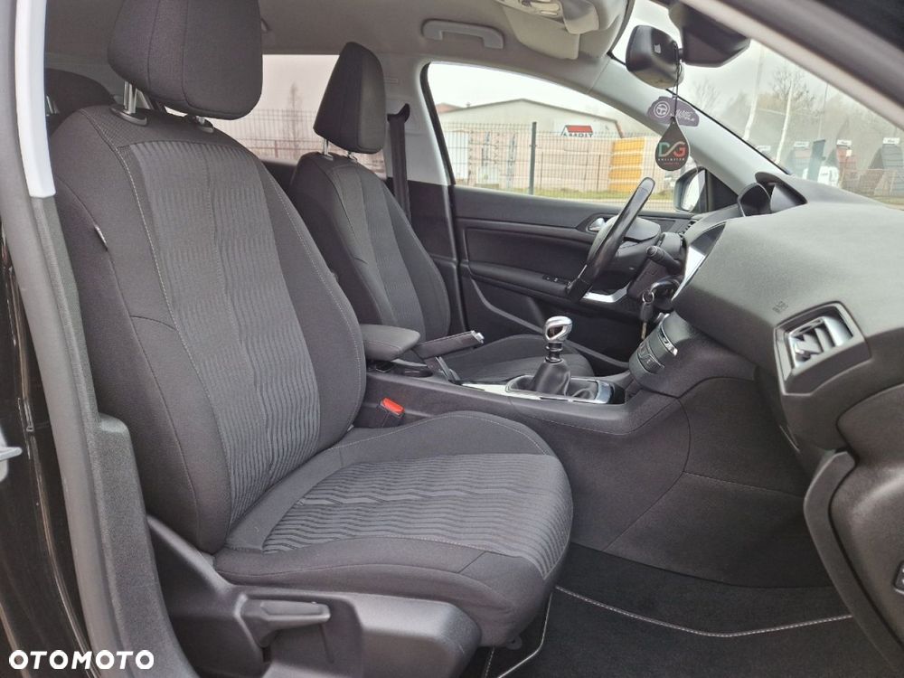 Peugeot 308 e-HDi FAP 115 Stop&Start Style - 19