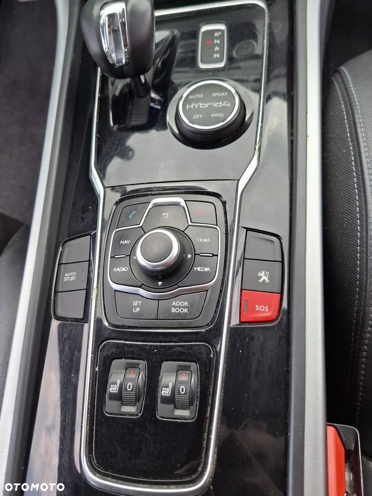 Peugeot 508 Hybrid4 - 9