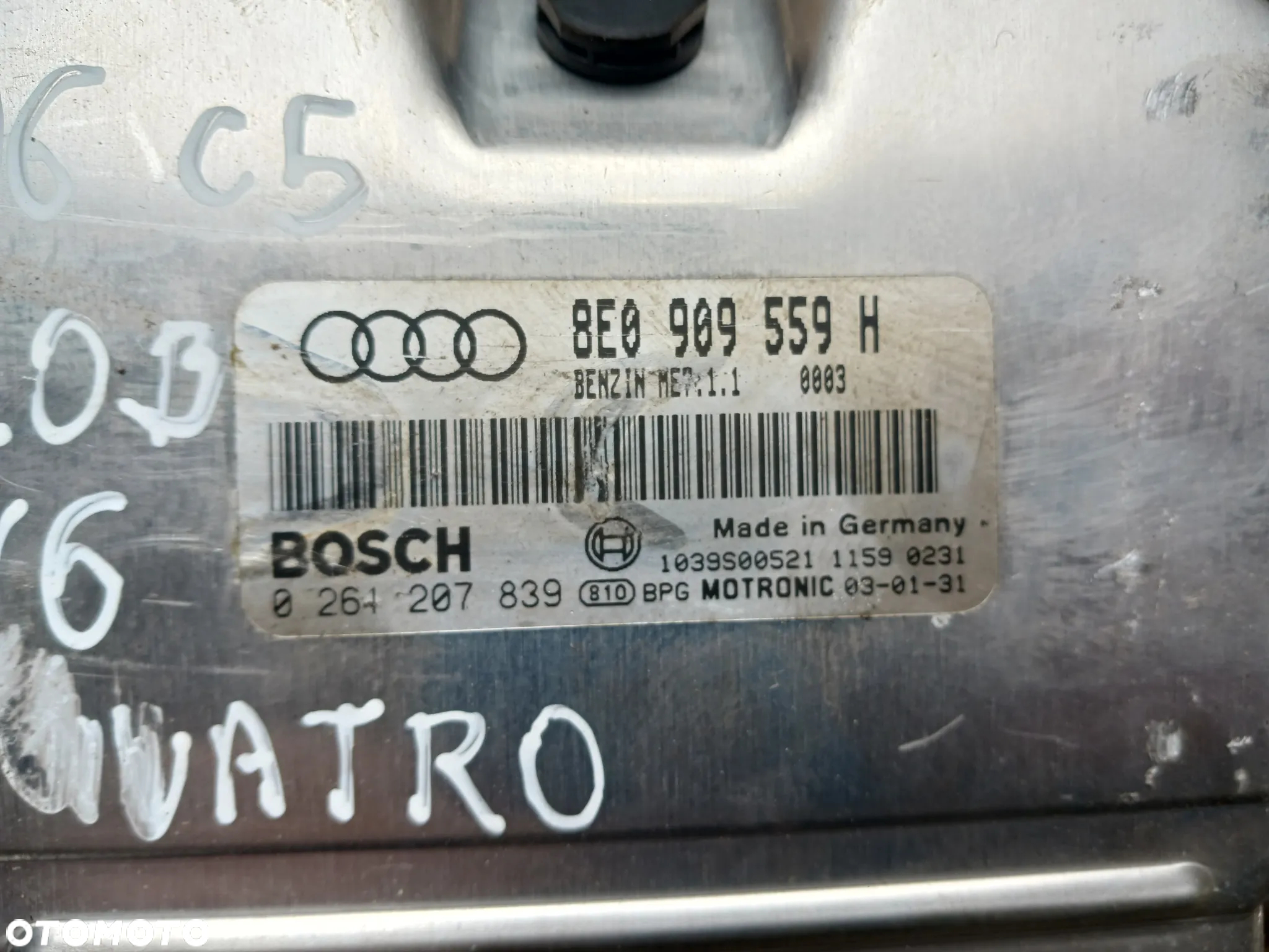 Zestaw startowy Audi A6 C5 Lift Sline S-Line 3.0 V6 ASN Quattro stacyjka kluczyk BIAŁE Zegary 4B0920935E Sterownik silnika 8E0909559H - 5