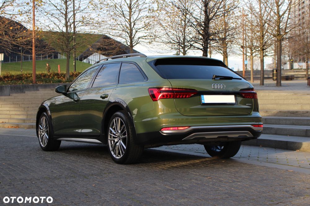 Audi A6 Allroad - 25