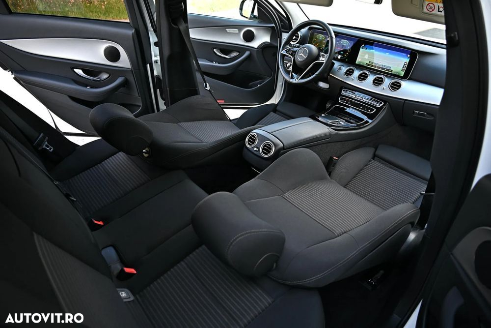 Mercedes-Benz E 300 Hybrid de T-Modell 4MATIC Aut. - 22