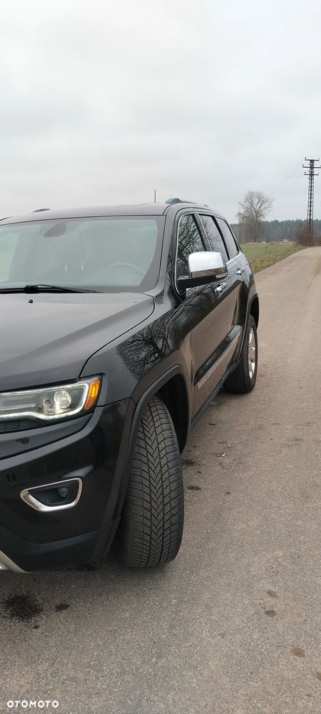 Jeep Grand Cherokee - 12