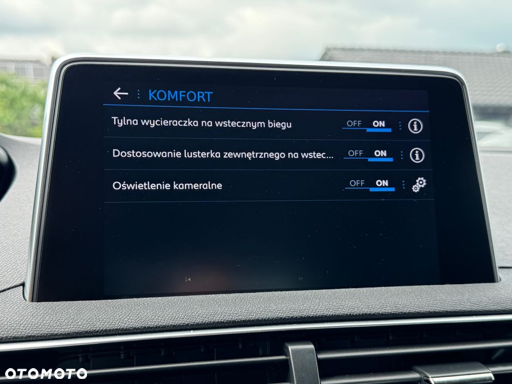 Peugeot 3008 BlueHDi 130 Stop & Start EAT8 Allure - 32