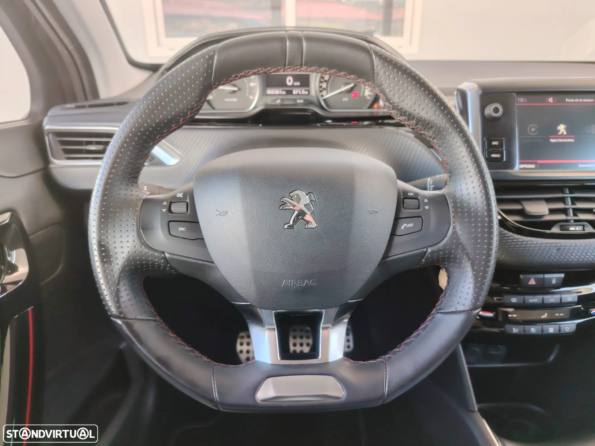 Peugeot 208 1.2 PureTech GT Line - 8