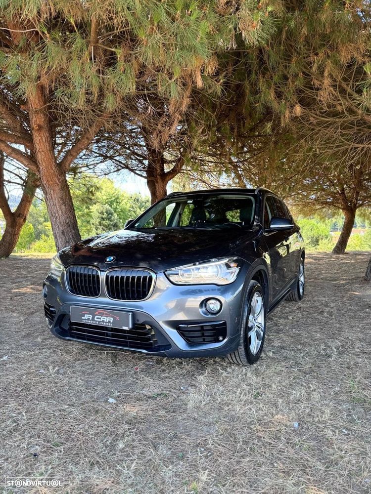 BMW X1 18 d sDrive Auto Line Sport - 2