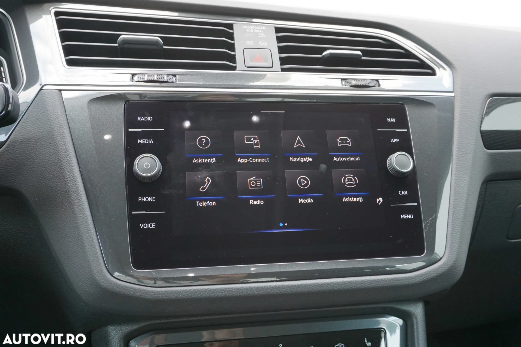 Volkswagen Tiguan - 29