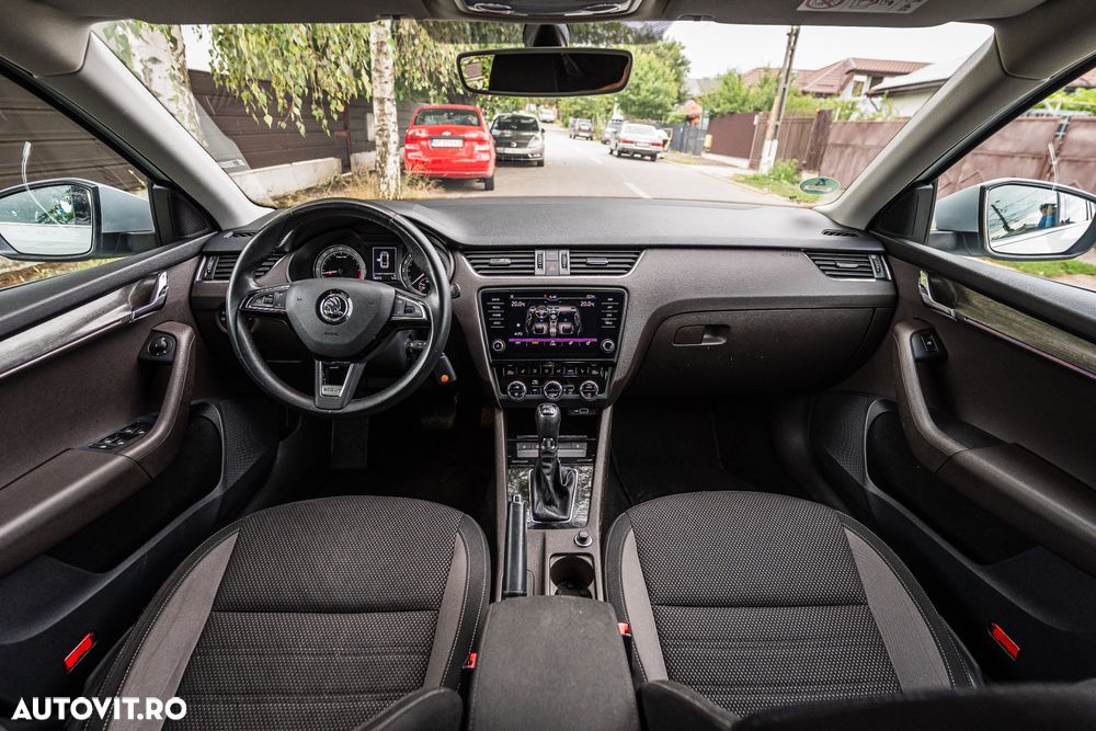 Skoda Octavia 2.0 TDI 4x4 DSG Scout - 6