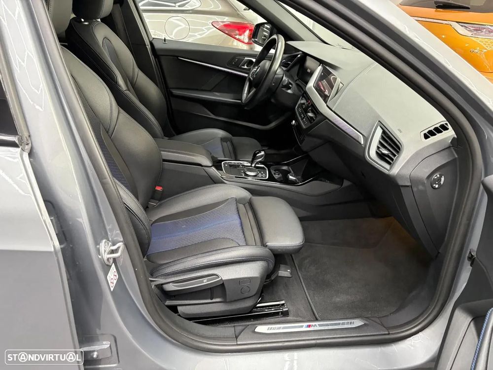 BMW 116 d Pack Desportivo M Auto - 9