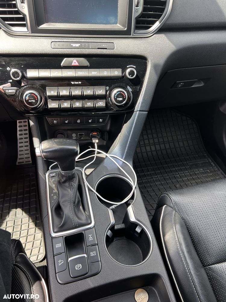 Kia Sportage 1.6 T-GDI 7DCT 4x4 GT Line - 9