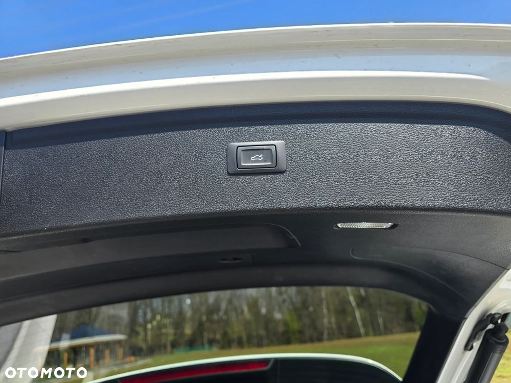 Audi Q5 50 TFSI e Quattro S tronic sport - 21