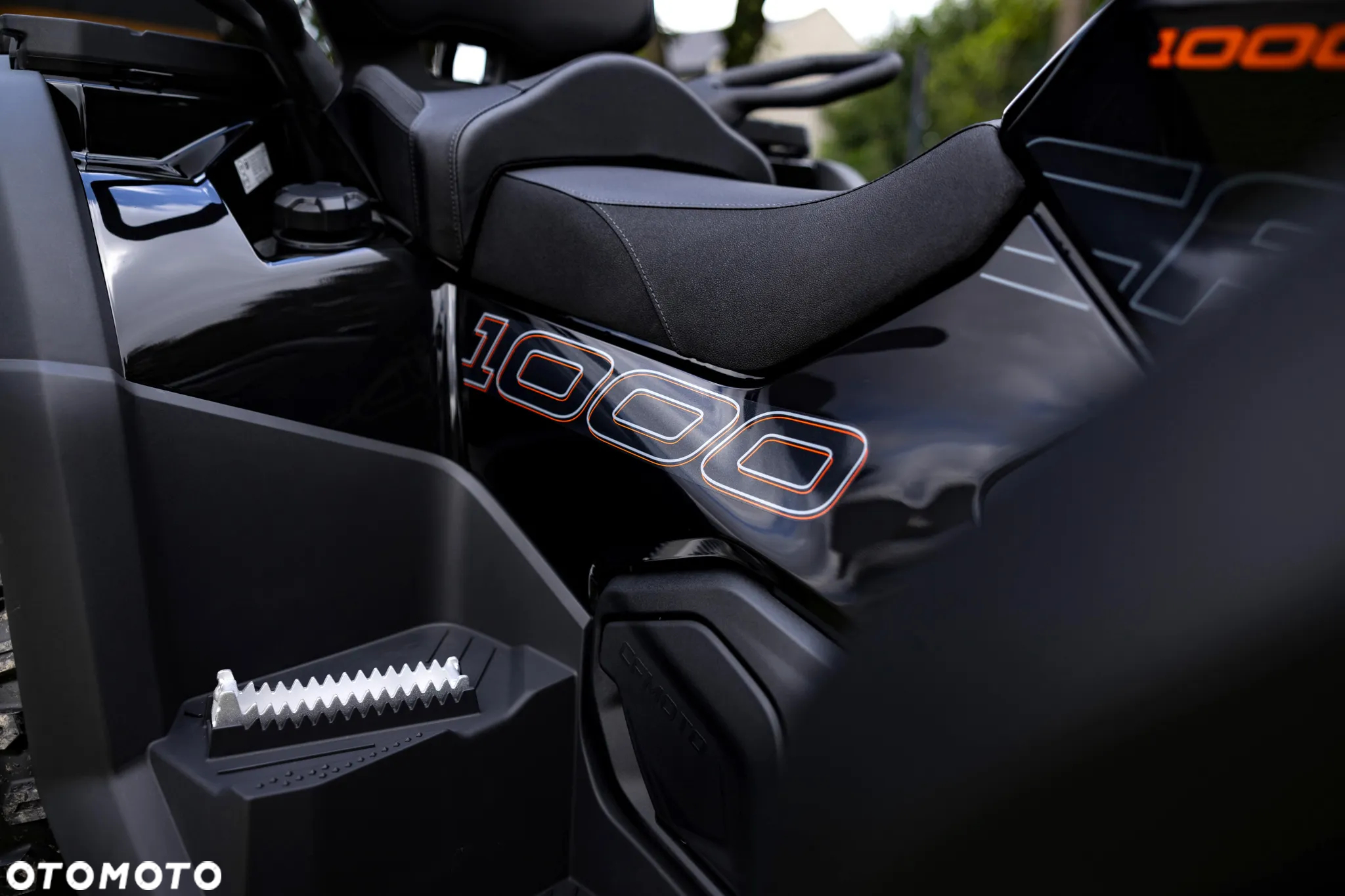 CFMoto CForce - 14