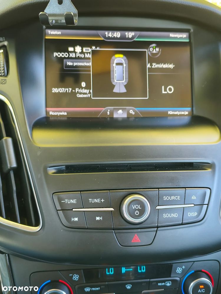 Ford Focus 1.0 EcoBoost Gold X (Trend) - 12