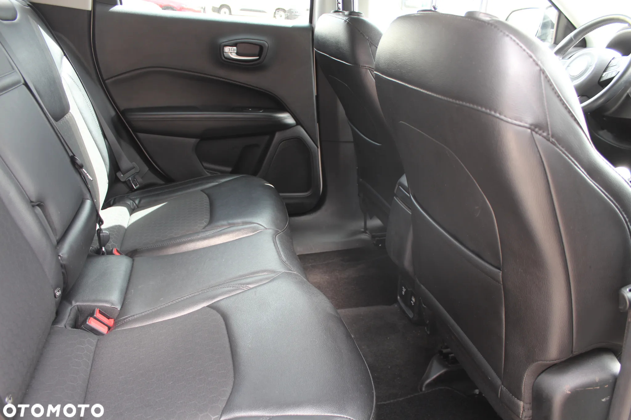 Jeep Compass 1.4 TMair Longitude FWD S&S - 14