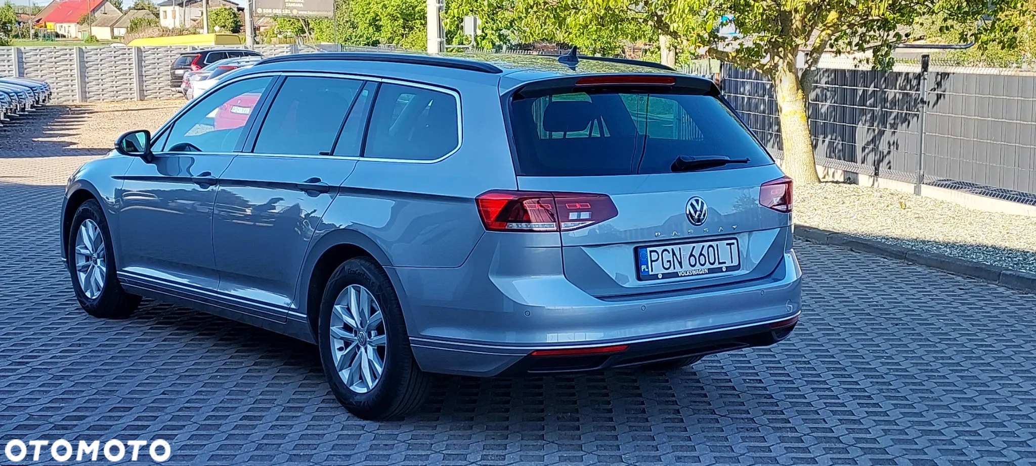 Volkswagen Passat - 27