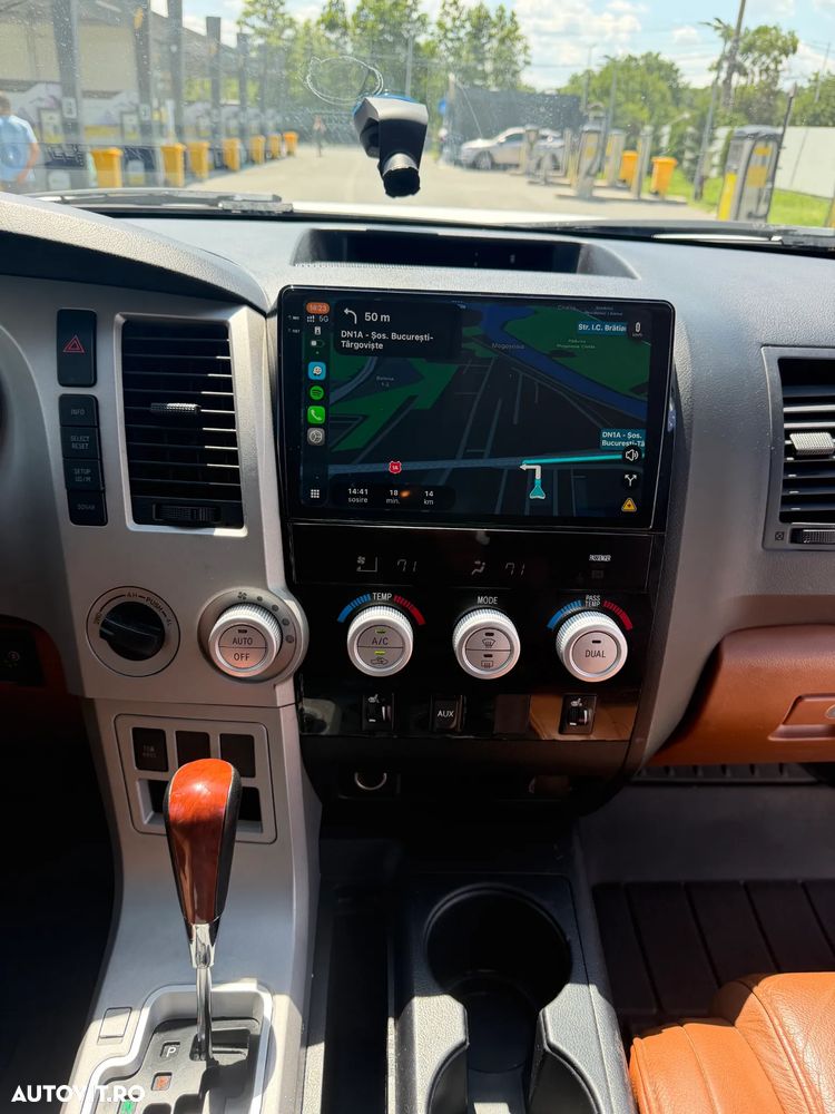 Toyota Tundra - 10