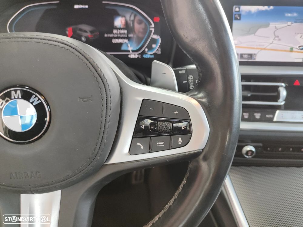 BMW 330 e Aut. M Sport - 29