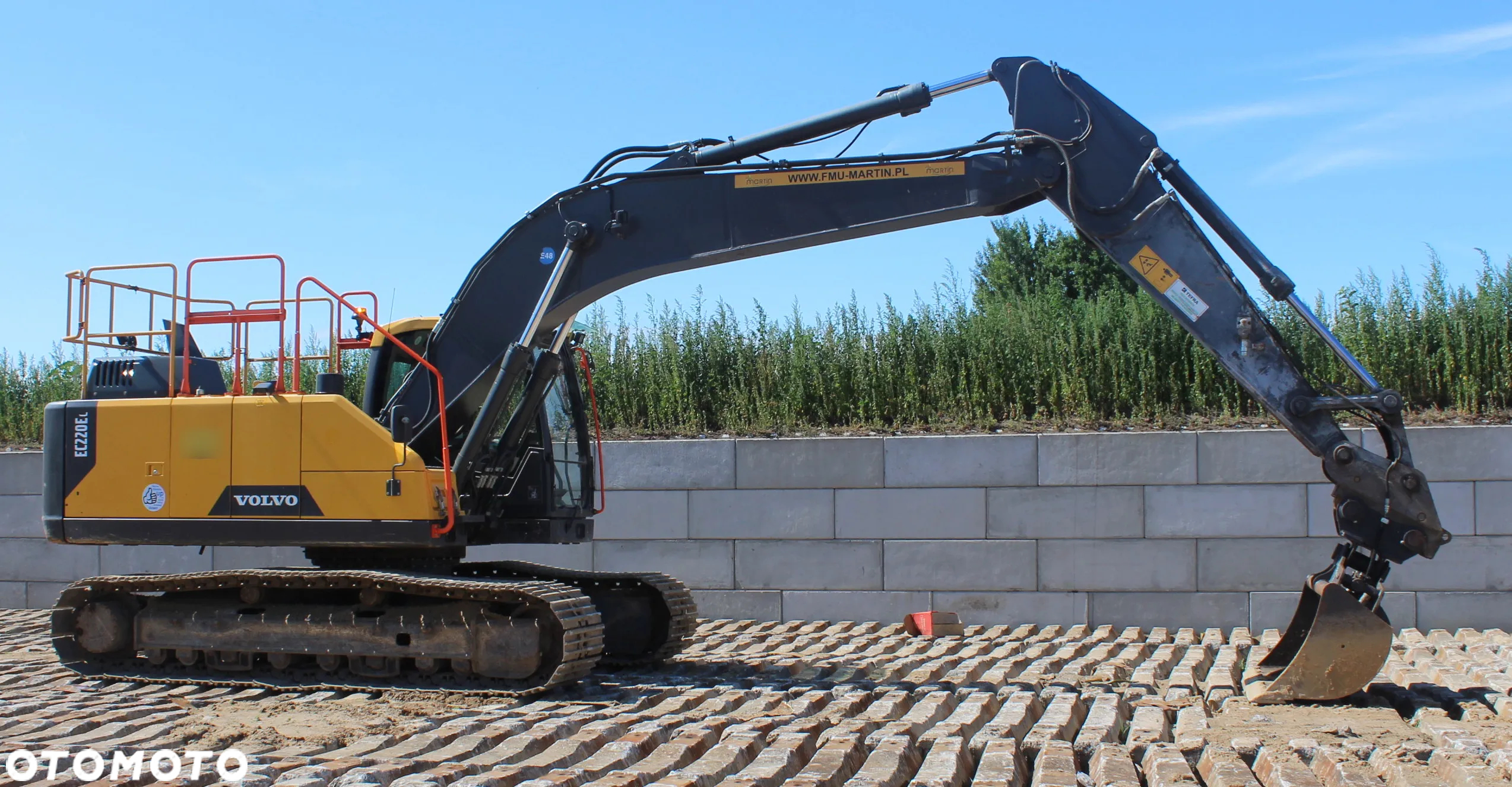 Volvo EC220EL - 23