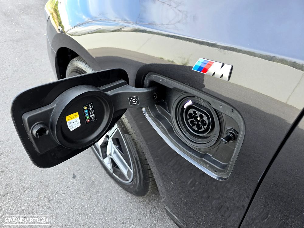 BMW 530 e Pack Desportivo M Pro - 9