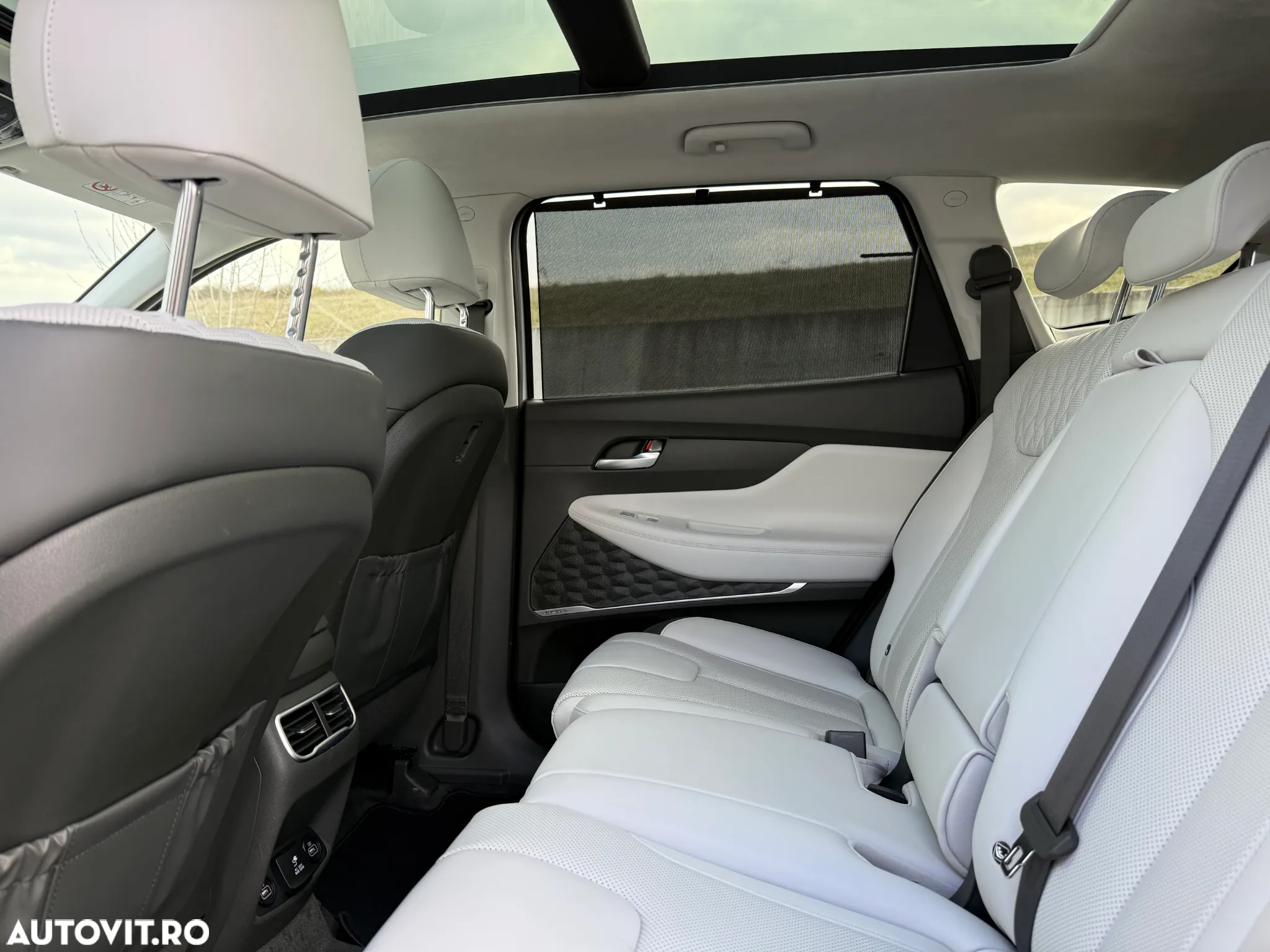 Hyundai Santa Fe 2.2 CRDi 4WD SEVEN Signature - 9