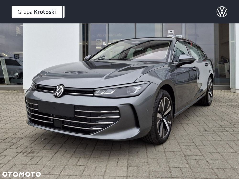 Volkswagen Passat - 1