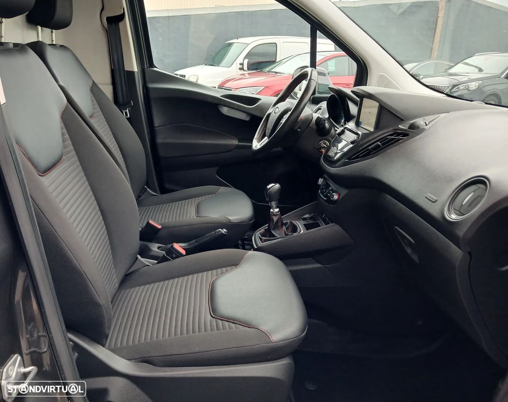 Ford Transit Courier sport - 10