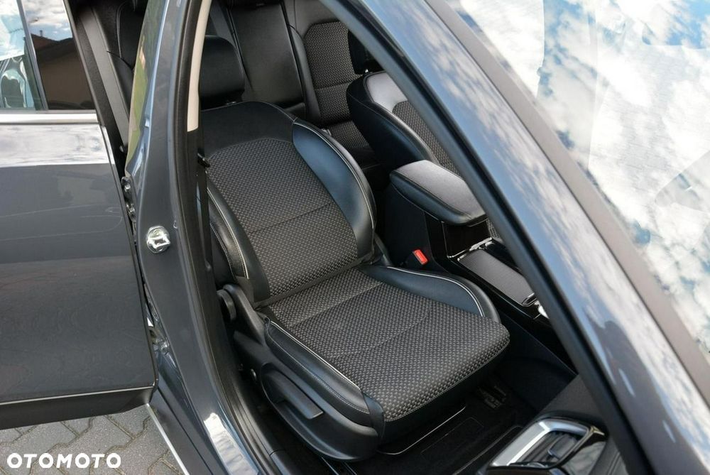 Kia XCeed 1.4 T-GDI OPF DCT7 LAUNCH EDITION - 17