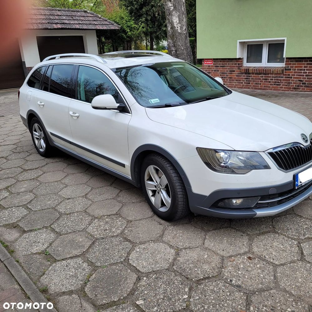 Skoda Superb 2.0 TDI 4x4 Platinum Outdoor DSG - 1
