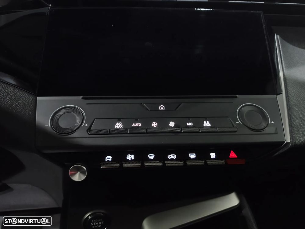 Peugeot 408 1.2 Hybrid Allure e-DCS6 - 11