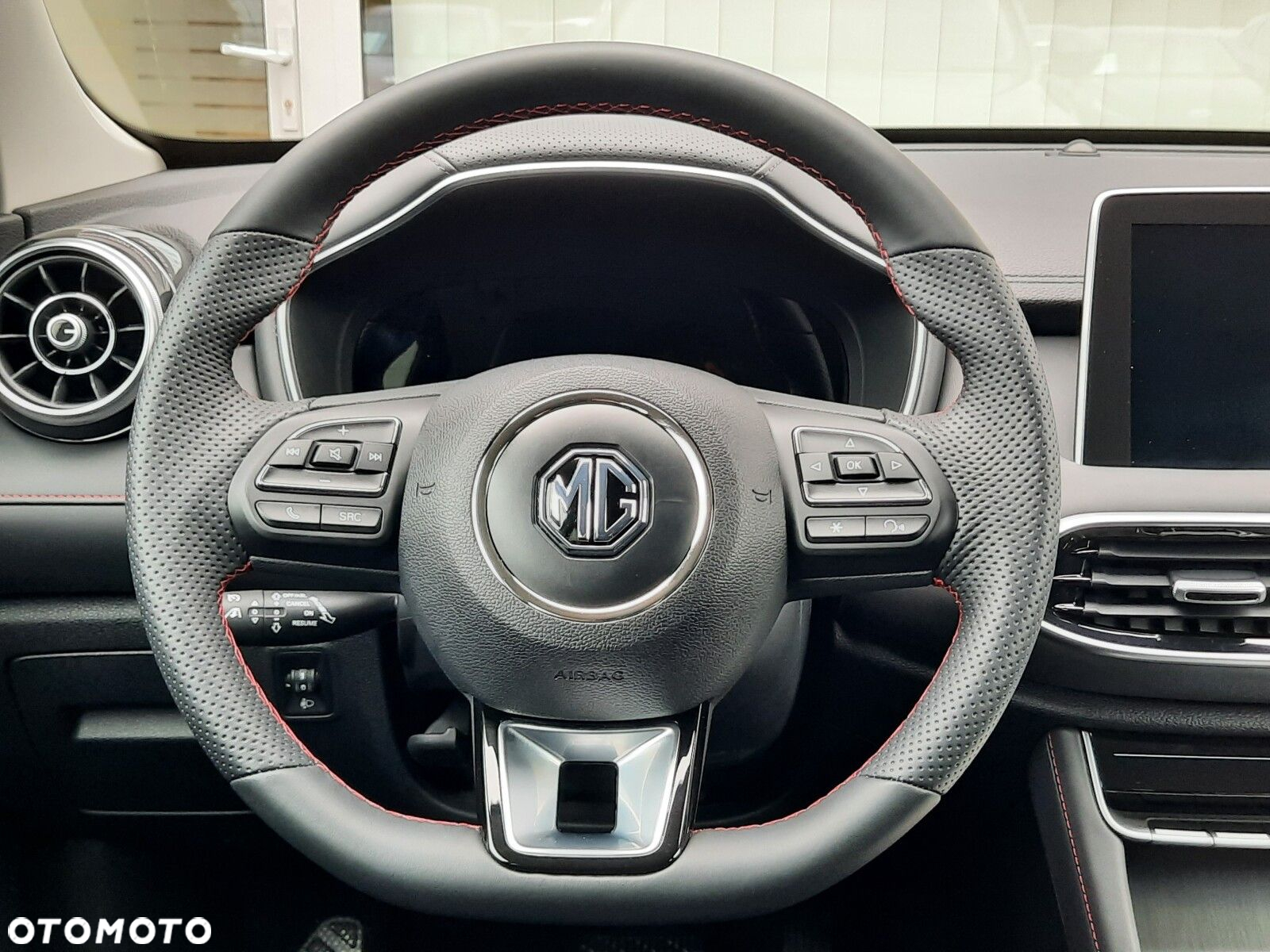 MG HS 1.5 T-GDI Excite DCT - 4