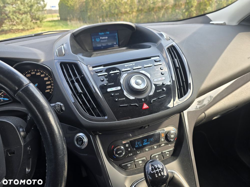 Ford Kuga - 8