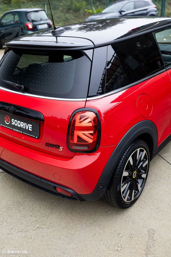 MINI 3 Portas Cooper SE Premium Yours - 35