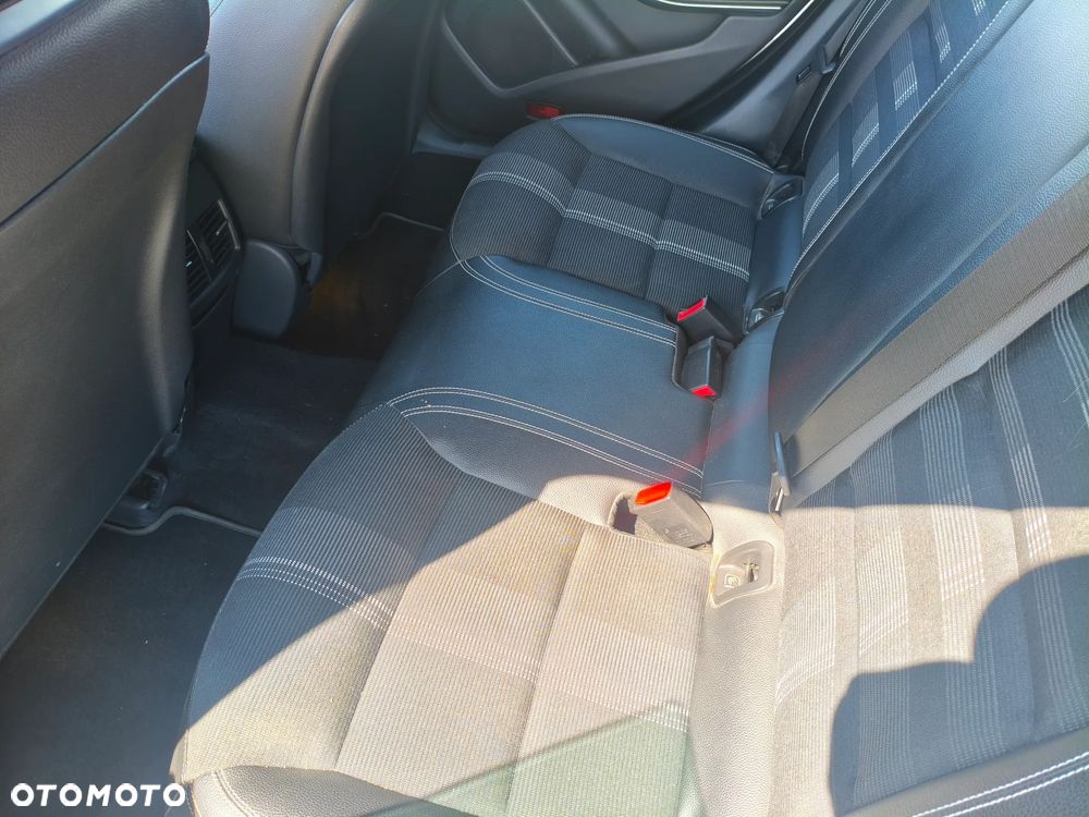 Mercedes-Benz CLA 220 d 7G-DCT - 12