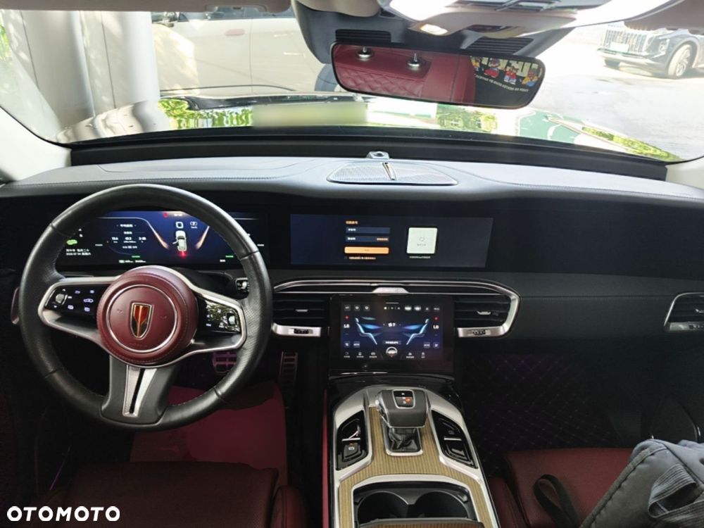 Hongqi E-HS9 - 5