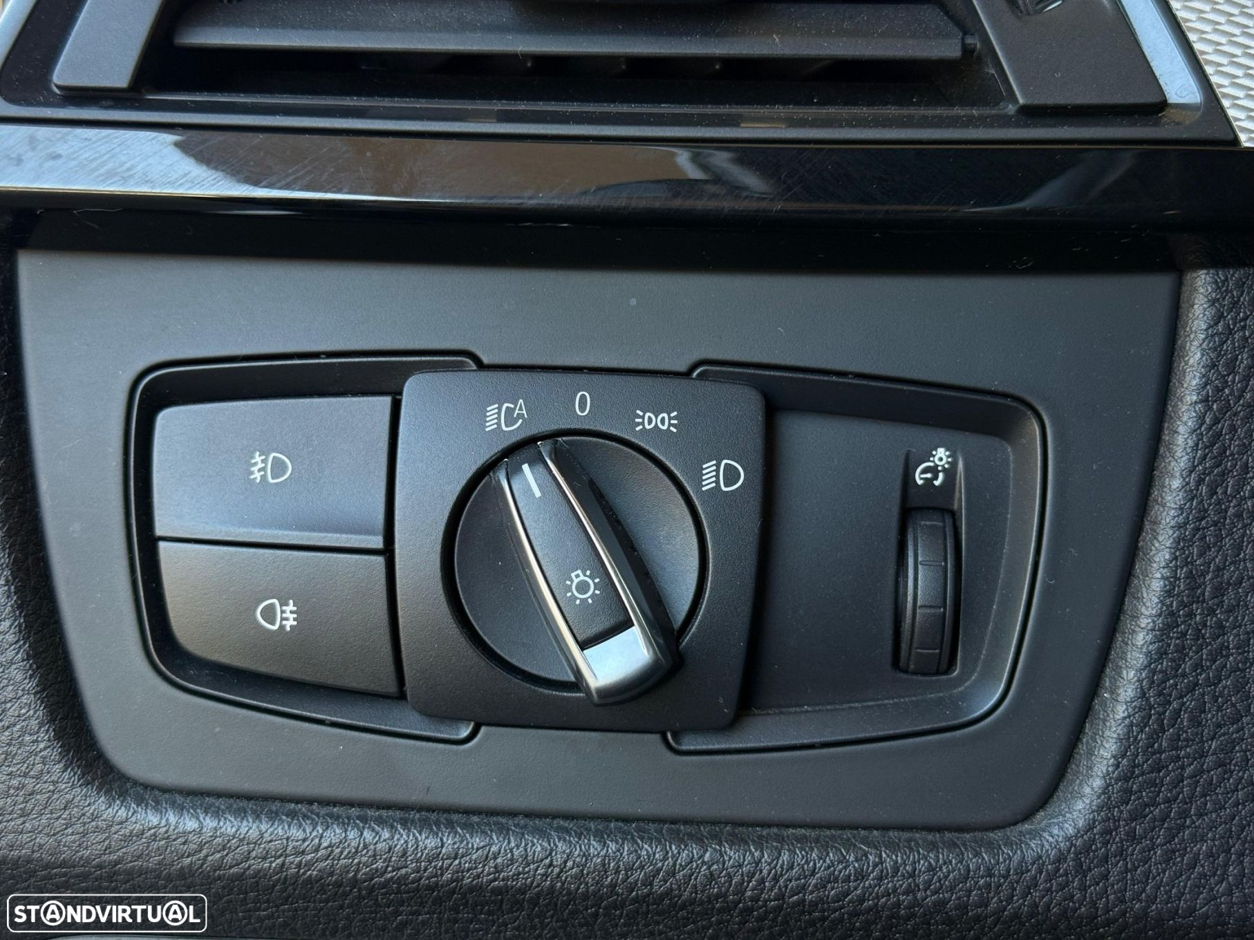 BMW 320 d Touring Auto Pack M - 12
