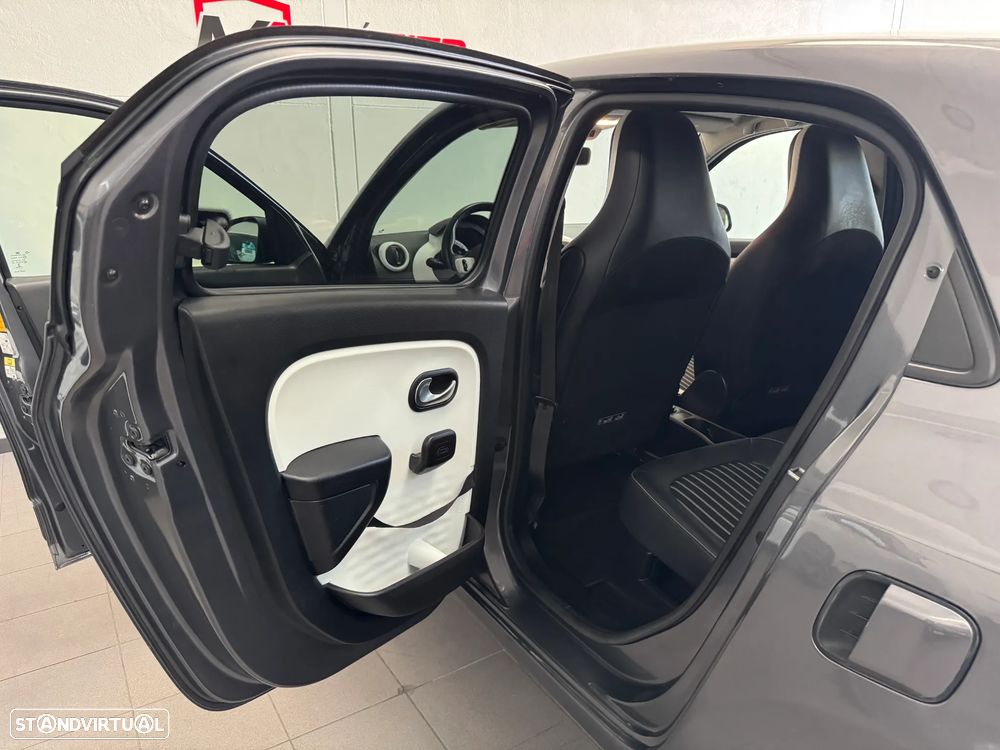 Renault Twingo TCE 90 INTENS - 23