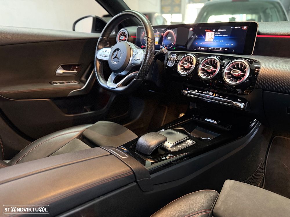 Mercedes-Benz A 180 d 7G-DCT AMG Line - 19
