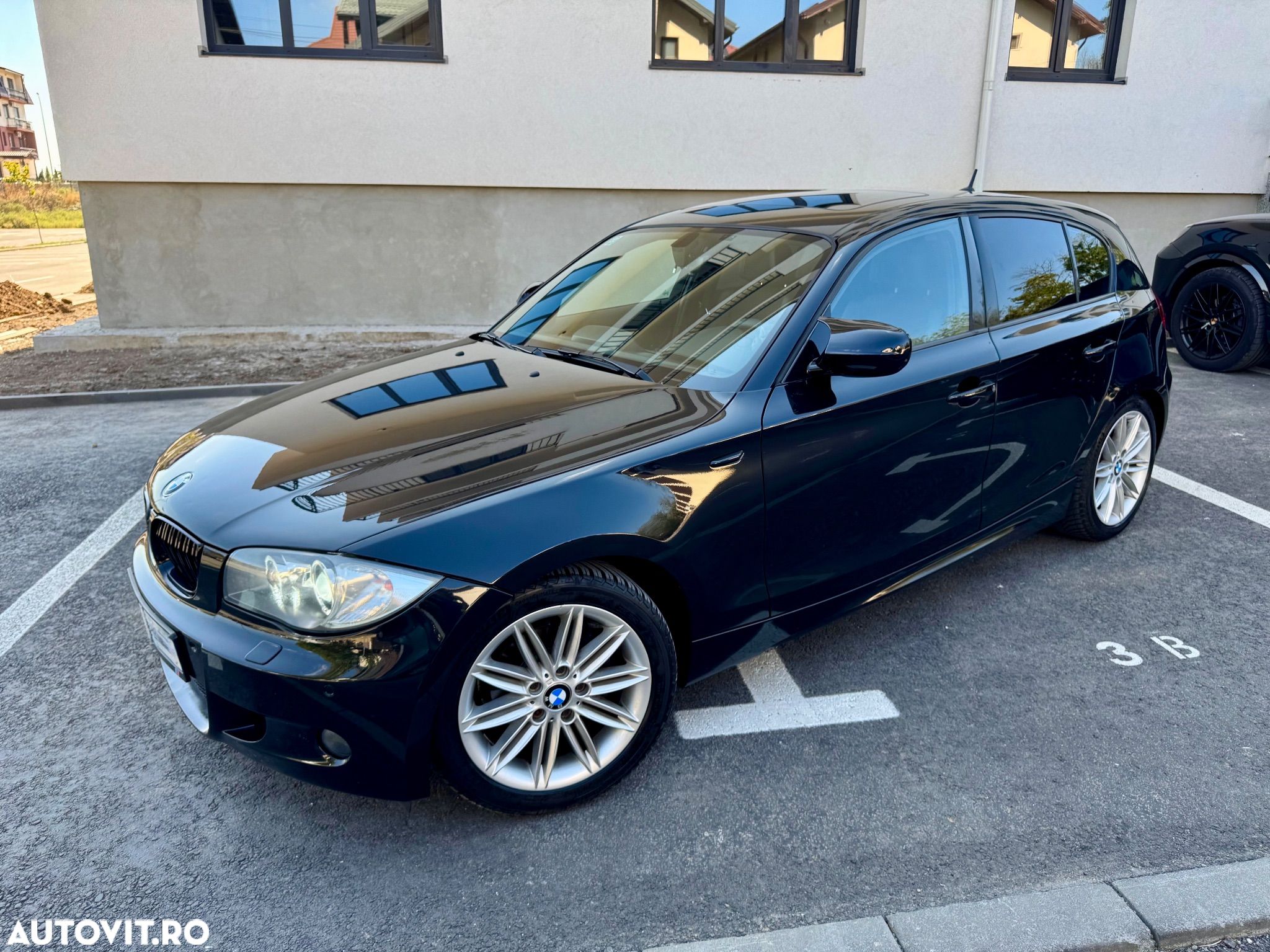 BMW Seria 1 116i - 1