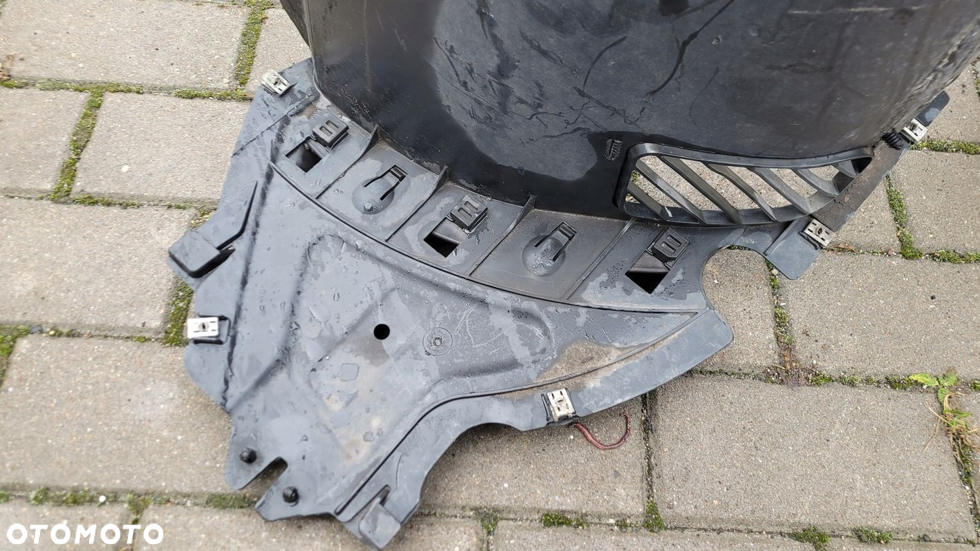 NADKOLE SKODA OCTAVIA PRAWY PRZÓD 5E0809958K - 4